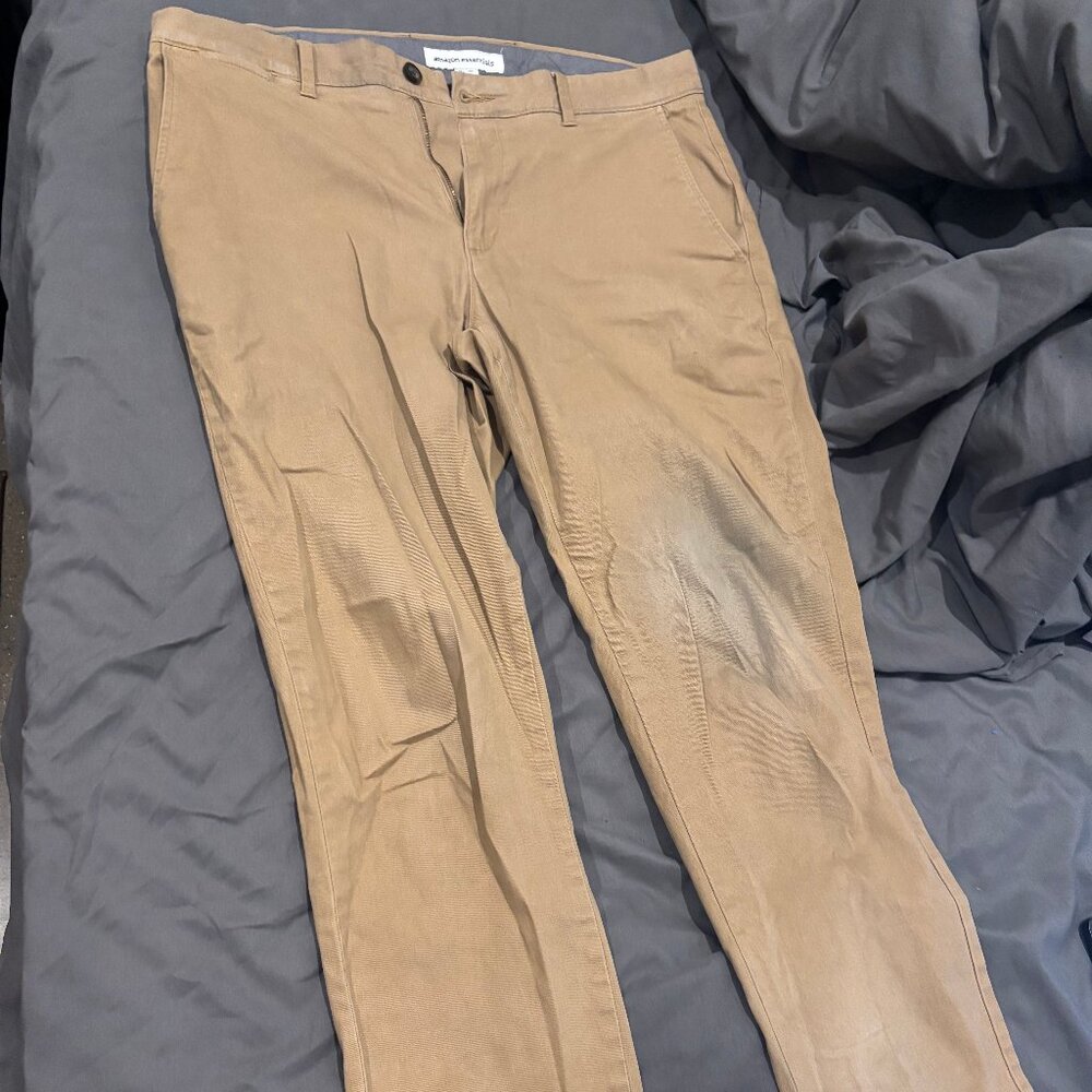 Amazon Essentials 35x30 Chinos